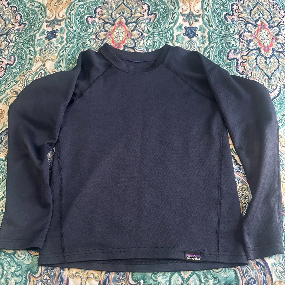 Patagonia XS kids Capilene midweight crew and bottoms